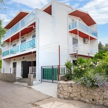 Bacina Lakes - Jelena With A Private Appartement *