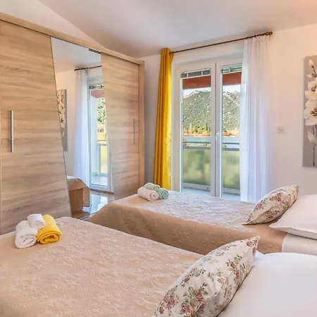 Bacina Lakes - Jelena With A Private Appartement