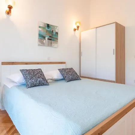 Appartement Bacina Lakes - Jelena With A Private Peracko Blato