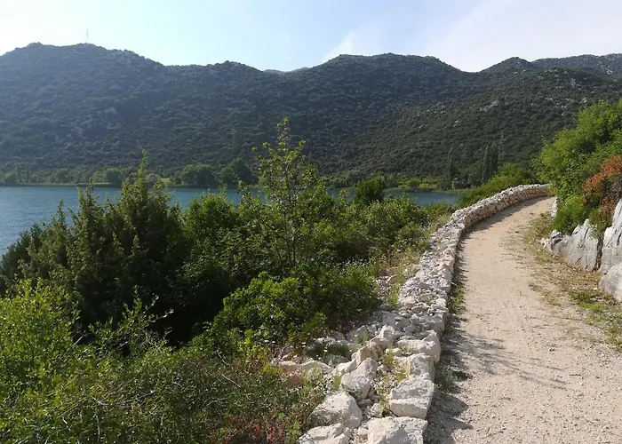 Bacina Lakes - Jelena