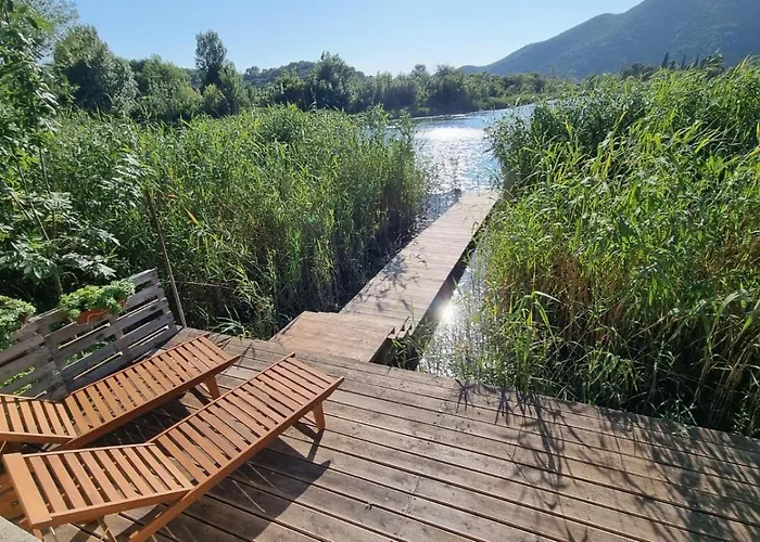 Bacina Lakes - Jelena