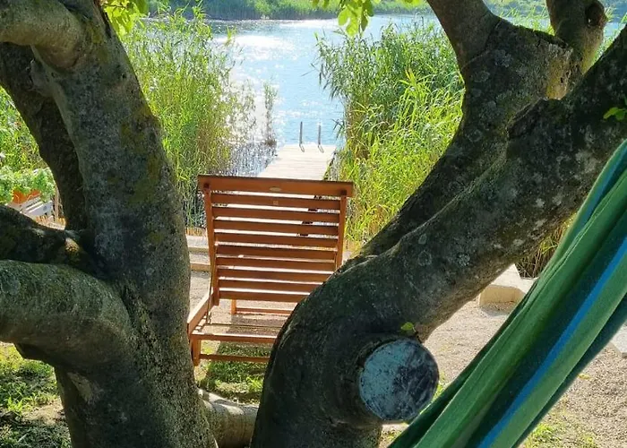 Bacina Lakes - Jelena * Peracko Blato